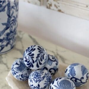 Round china balls