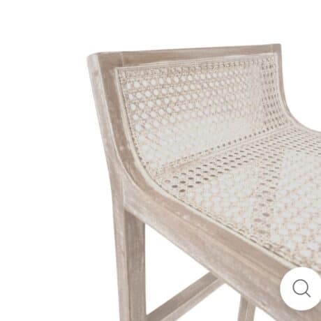 2F6F80D1-3427-4BC6-B0CE-5A2E47645181